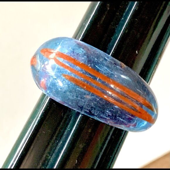 Light blue Murano glass ring with modernist orange design Vintage new old stock - Picture 2 of 7